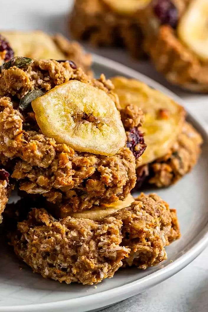 Galletas veganas de crema de maní y banano
